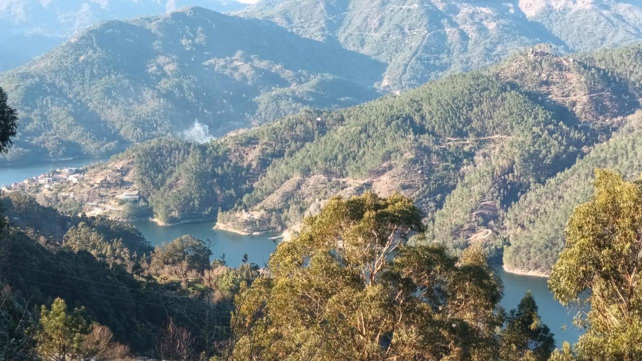 Geres Do Alibaba Villa Ruivaes Buitenkant foto